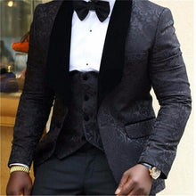 Load image into Gallery viewer, New style Best Sellers Notch Lapel Two Buttons Charcoal Gray Groom Tuxedos Suit Wedding Men&#39;s suits( jacket+Pants+vest+tie)